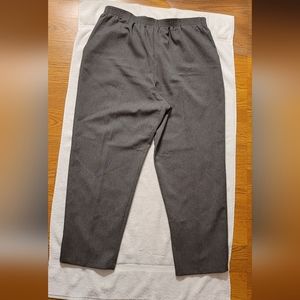 Covington Woman's Grey Trouser Elastic Band Pants